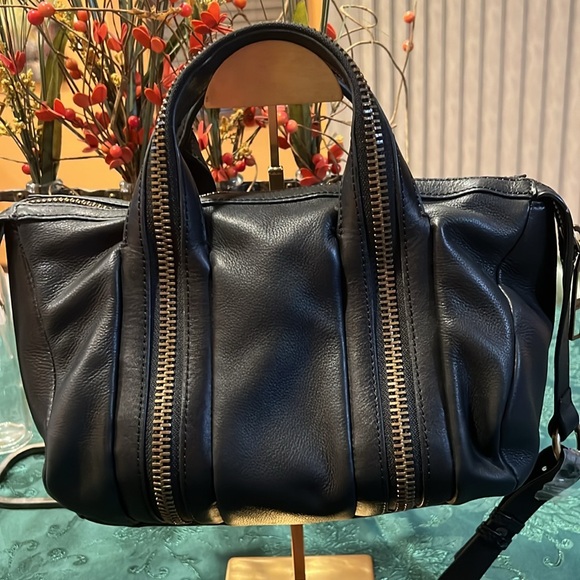 NWOT!  Black Kelsey dagger. Sold out. - Picture 2 of 7